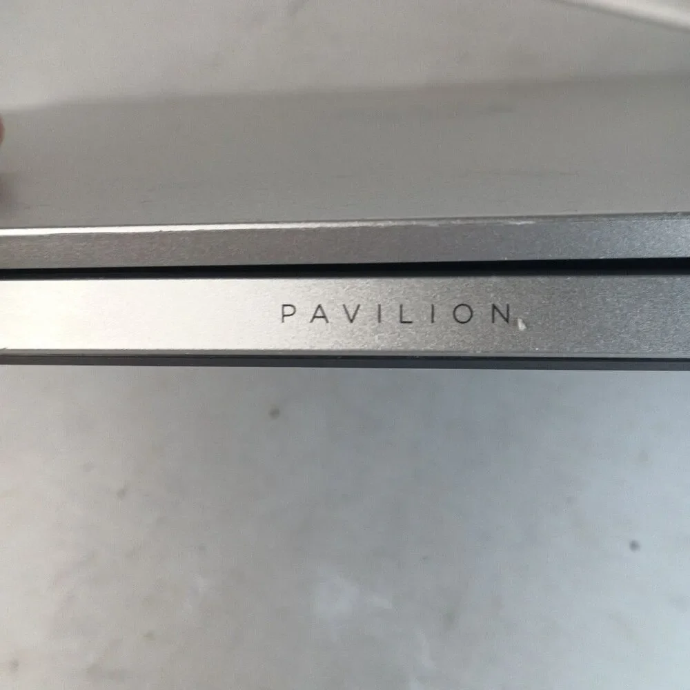 HP Pavilion x360 i5-1035G1 8GB RAM Convertible Touch Screen Linux NO CHARGER